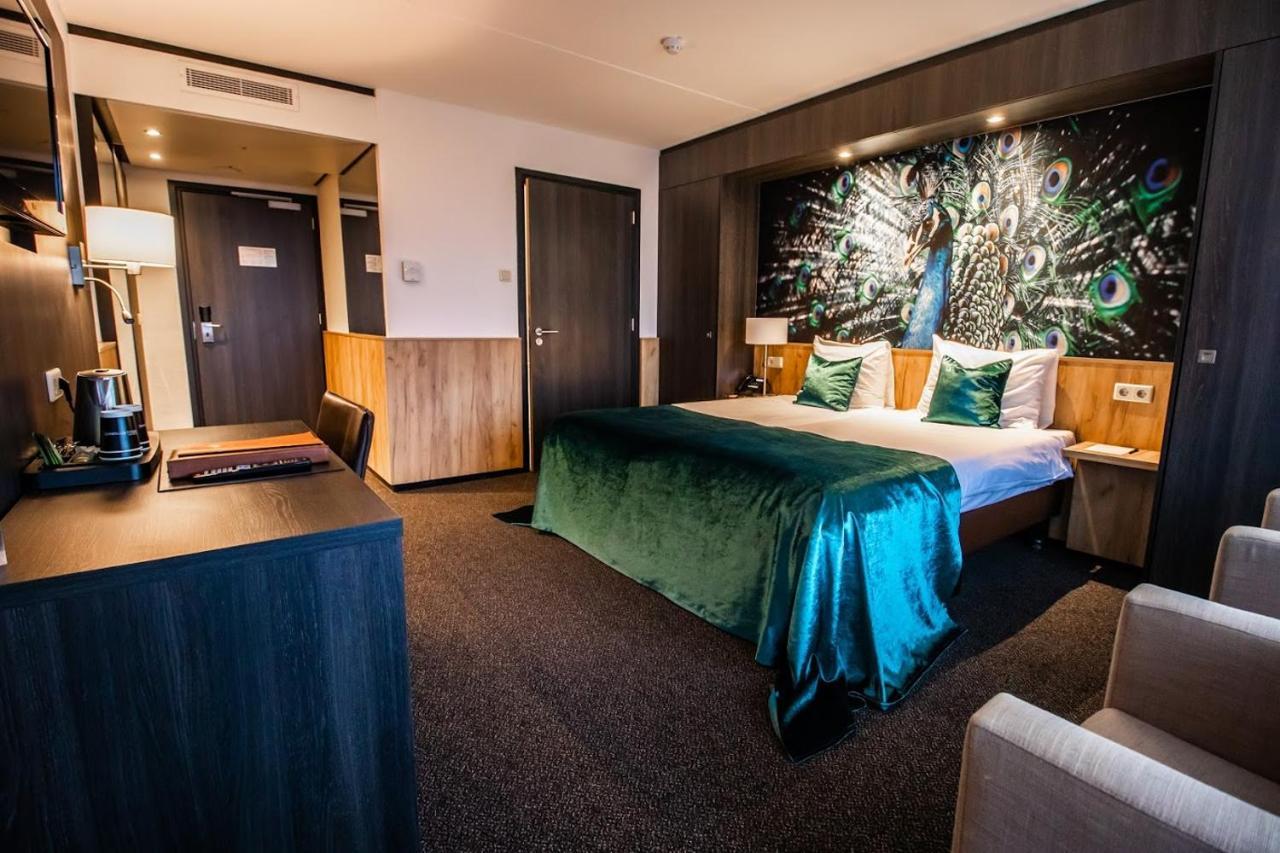 Van Der Valk Hotel Тил Екстериор снимка