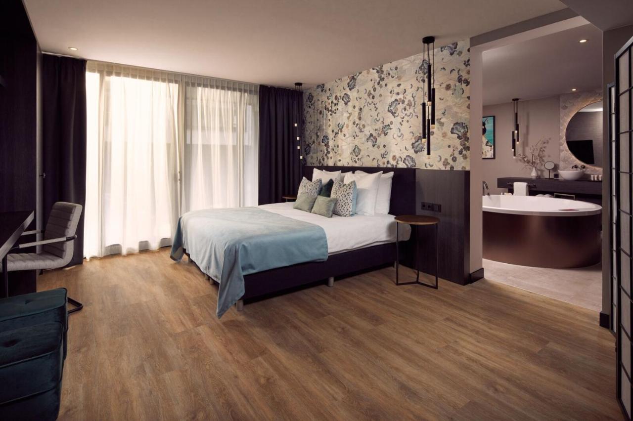 Van Der Valk Hotel Тил Екстериор снимка
