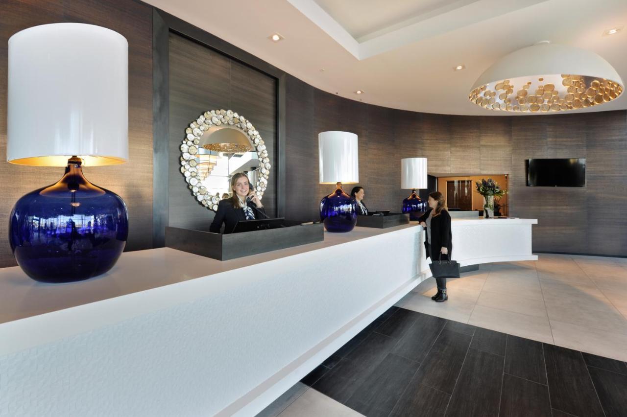 Van Der Valk Hotel Тил Екстериор снимка